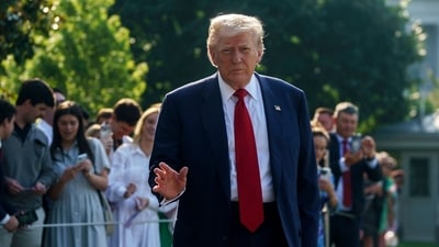At a press conference in Scotland, President Trump denied ever visiting Epstein's island and recounted expelling Epstein from Mar-a-Lago. (Bloomberg)
