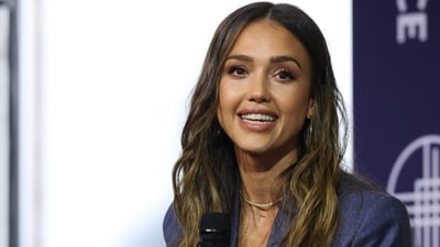 Earlier in July 2025, news surfaced that Jessica Alba had traveled to Cancun with Danny Ramirez. (AFP) Earlier in July 2025, news surfaced that Jessica Alba had traveled to Cancun with Danny Ramirez. (AFP)