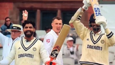 Harry Brook got ignored by Washington Sundar during the Manchester Test Harry Brook got ignored by Washington Sundar during the Manchester Test