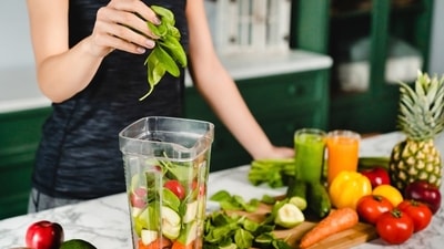 Avoid sugary fruits and instead eat lots of veggies. (Shutterstock) Avoid sugary fruits and instead eat lots of veggies. (Shutterstock)