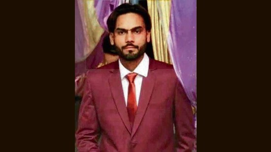 Pardeep Tiwari tragically died after being brutally thrashed by two friends and then abandoned on the roadside in Ludhiana’s Bapu Market in Daba on Sunday night. (HT Photo)