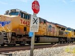 Union Pacific has reached an agreement to purchase Norfolk Southern in a $85 billion deal. Union Pacific has reached an agreement to purchase Norfolk Southern in a $85 billion deal.
