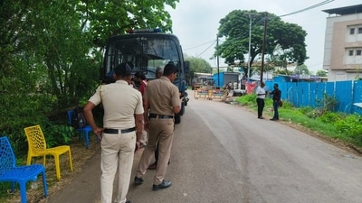 During the raid, the police caught three alleged agents in the flat and rescued a minor girl who was being pushed into flesh trade. ( Praful Gangurde /HT Photo)