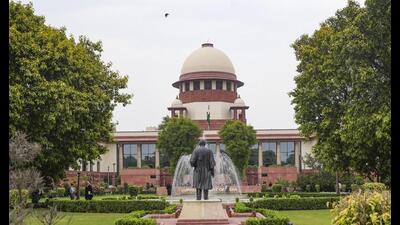 A bench of justices Surya Kant and Joymalya Bagchi sought clarification on the consequence of the clubbing of the cases. (HT PHOTO) A bench of justices Surya Kant and Joymalya Bagchi sought clarification on the consequence of the clubbing of the cases. (HT PHOTO)