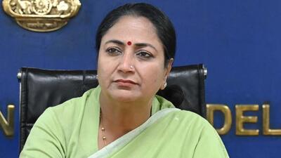 Delhi CM Rekha Gupta said cleaning drives will be carried out in unauthorised colonies and JJ clusters every Saturday and Sunday throughout the campaign. (HT Photo)