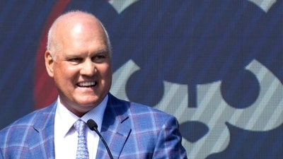 Ryne Sandberg dies at 65: All on wife Margaret, and children Justin and Lindsey (AP Photo/Nam Y. Huh,File) (AP) Ryne Sandberg dies at 65: All on wife Margaret, and children Justin and Lindsey (AP Photo/Nam Y. Huh,File) (AP)