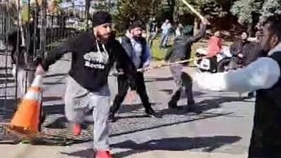 Pro-Khalistan radicals attacking the Hindu Sabha Mandir in Brampton, Greater Toronto Area, Canada on Sunday afternoon. (Credit: Video screengrab) Pro-Khalistan radicals attacking the Hindu Sabha Mandir in Brampton, Greater Toronto Area, Canada on Sunday afternoon. (Credit: Video screengrab)