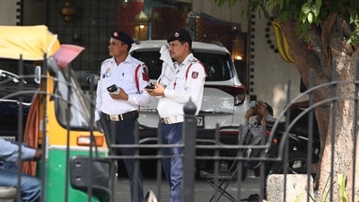 Here’s how to report traffic violations in Delhi via the Traffic Prahari app and win up to Rs. 50,000 every month. (HT Photo) Here’s how to report traffic violations in Delhi via the Traffic Prahari app and win up to Rs. 50,000 every month. (HT Photo)