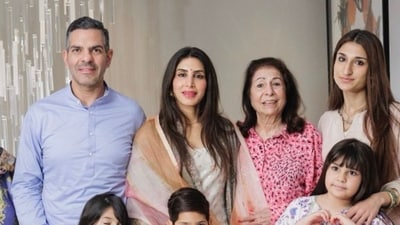 Rani Kapur called her son Sunjay Kapur's death as "highly suspicious and unexplained circumstances." (X/Sunjay Kapur) Rani Kapur called her son Sunjay Kapur's death as "highly suspicious and unexplained circumstances." (X/Sunjay Kapur)
