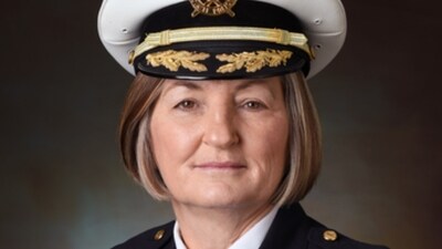 Cincinnati police chief Terri Theetge slammed the lack of 911 calls from the site of violence as 'unacceptable' (X/@EdisonZeroEvent) Cincinnati police chief Terri Theetge slammed the lack of 911 calls from the site of violence as 'unacceptable' (X/@EdisonZeroEvent)