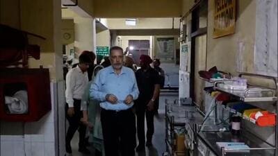 Punjab health minister Dr Balbir Singh inspecting the Jalandhar civil hospital after the incident early on Monday. (HT Photo)