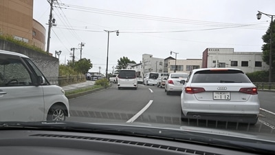 Locals evacuate to higher ground in their cars after Japan issued evacuation alert following major quake in Russia's Kamchatka Peninsula that triggered a tsunami warning, in Kushiro, Hokkaido, Japan July 30, 2025, (REUTERS)