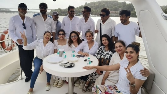 Numerous actors popular during the 90s held a reunion in Goa recently.