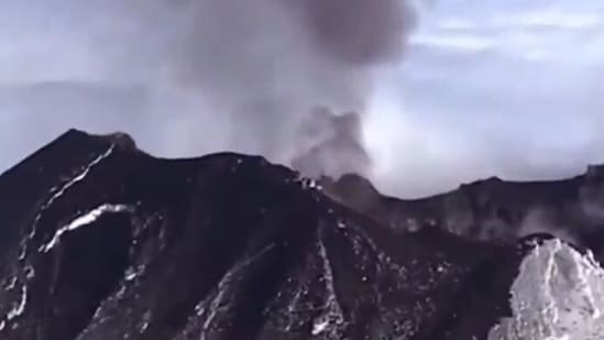 The Klyuchevskoy volcano had last erupted in 2023. (X/@Sree_Resmi_Nair)