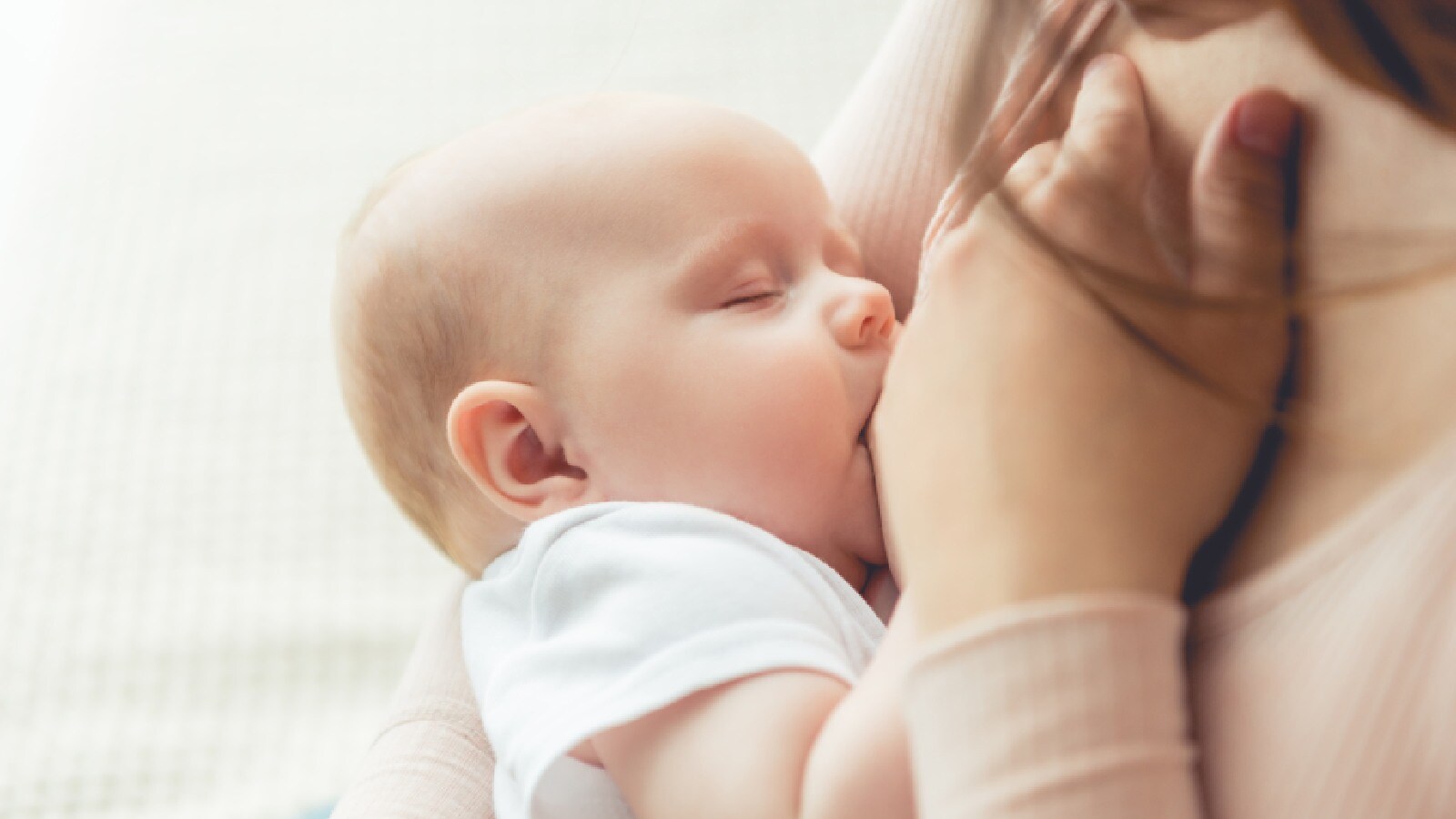 Know the benefits of breast milk. (Adobe Stock) Know the benefits of breast milk. (Adobe Stock)