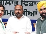 CM Bhagwant Mann handing over a job letter to an employee of forest department whose services have been regularised (Sourced) CM Bhagwant Mann handing over a job letter to an employee of forest department whose services have been regularised (Sourced)