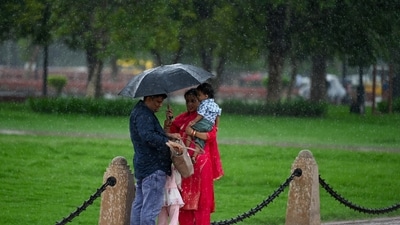 Pusa recorded 40 mm of rain, Sports Complex 38 mm, Safdarjung 34 mm, Najafgarh 23.5 mm, Pragati Maidan 22.1 mm, KV Narayana 20.5 mm, Lodhi Road 18.5 mm, KV Janakpuri 18 mm, and Ayanagar 13 mm. (Hindustan Times) Pusa recorded 40 mm of rain, Sports Complex 38 mm, Safdarjung 34 mm, Najafgarh 23.5 mm, Pragati Maidan 22.1 mm, KV Narayana 20.5 mm, Lodhi Road 18.5 mm, KV Janakpuri 18 mm, and Ayanagar 13 mm. (Hindustan Times)