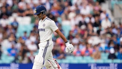 Playing his first game of the series, Gus Atkinson struck in his second over by having Yashasvi Jaiswal trapped in front. (PTI) Playing his first game of the series, Gus Atkinson struck in his second over by having Yashasvi Jaiswal trapped in front. (PTI)