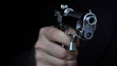 Bengaluru woman critical after accidental firing of a licensed gun. Bengaluru woman critical after accidental firing of a licensed gun.