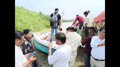 Relief material being supplied to affected villages in Agra district on Thursday. (Sourced) Relief material being supplied to affected villages in Agra district on Thursday. (Sourced)
