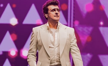Sonu Nigam will perform across seven cities in India as part of a thematic tour called Satrangi Re (Photo:    HTBS)