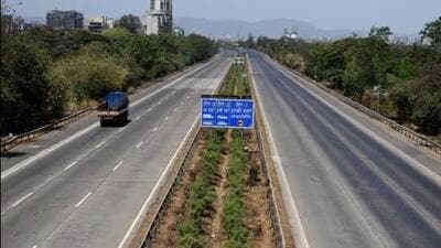 The Bharatmala Pariyojana Phase I, involving 24,800 km of new national highway infrastructure, was approved by the cabinet committee on economic affairs on October 24, 2017. (Representative photo) The Bharatmala Pariyojana Phase I, involving 24,800 km of new national highway infrastructure, was approved by the cabinet committee on economic affairs on October 24, 2017. (Representative photo)