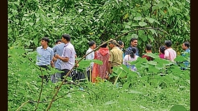 Partial skeletal remains found in spot 6 at Dharmasthala. Further details awaited. Partial skeletal remains found in spot 6 at Dharmasthala. Further details awaited.