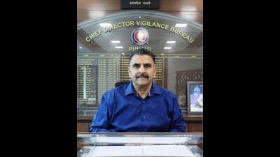 Varinder Kumar, a 1993-batch IPS officer, served as head of Vigilance and Anti-Corruption Bureau. (HT)