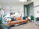 Angel One's Dinesh Thakkar’s son, Vinay Thakkar, has sold a luxury flat in Andheri West for  <span class='webrupee'>₹</span>52.48 crore, according to documents accessed by Zapkey. (Representational Image)