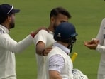 KL Rahul stopping Akash Deep