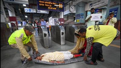 A mock drill scenario at Ramesh Nagar Metro Station in New Delhi on Friday. (Sanchit Khanna/HT Photo) A mock drill scenario at Ramesh Nagar Metro Station in New Delhi on Friday. (Sanchit Khanna/HT Photo)
