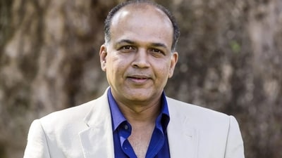 Ashutosh Gowarikar was one of the jury members at the 71st National Film Awards. Ashutosh Gowarikar was one of the jury members at the 71st National Film Awards.