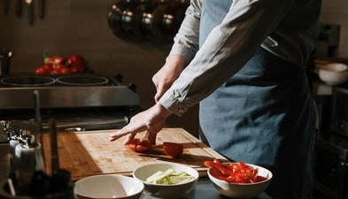 An advocate’s tweet about her cook in Mumbai charging ₹18,000 for 30 minutes of work has created chatter on social media. (Representative image). (Pexels) An advocate’s tweet about her cook in Mumbai charging ₹18,000 for 30 minutes of work has created chatter on social media. (Representative image). (Pexels)
