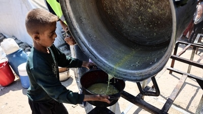 The last drops of food - Gaza’s deepening crisis has led world hunger monitors to warn that a worst-case scenario of famine is unfolding, demanding urgent global action to prevent widespread loss of life. (Omar Al-Qattaa/AFP)