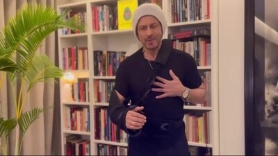 Shah Rukh Khan shared a video message of thanks after his National Award win. Shah Rukh Khan shared a video message of thanks after his National Award win.