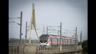 The Delhi Metro was responding to a plea filed in April 2022 by Delhi resident Harpal Singh Rana, which had alleged that rainwater is allowed to flow down metro pillars at several places. (Sanchit Khanna/HT Photo) The Delhi Metro was responding to a plea filed in April 2022 by Delhi resident Harpal Singh Rana, which had alleged that rainwater is allowed to flow down metro pillars at several places. (Sanchit Khanna/HT Photo)