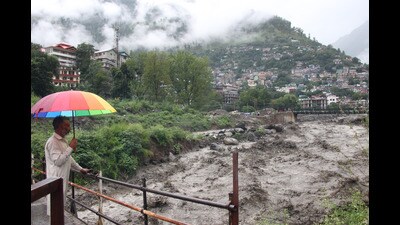 The Sarvari river in full spate due to continuous rain in Kullu on Friday . (Aqil Khan /HT) The Sarvari river in full spate due to continuous rain in Kullu on Friday . (Aqil Khan /HT)