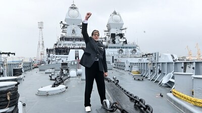 Amitabh Bachchan dedicated a post to our armed forces. Amitabh Bachchan dedicated a post to our armed forces.