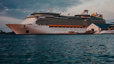 Royal Caribbean continues to drop Labadee from its itineraries (Unsplash/Colin Lloyd) Royal Caribbean continues to drop Labadee from its itineraries (Unsplash/Colin Lloyd)