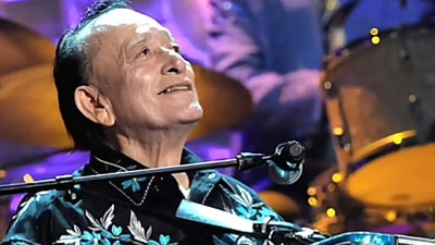 Flaco Jimenez had faced a ‘medical hurdle’ earlier this year, in January, and had been hospitalized. (Facebook/Flaco Jimenez) Flaco Jimenez had faced a ‘medical hurdle’ earlier this year, in January, and had been hospitalized. (Facebook/Flaco Jimenez)
