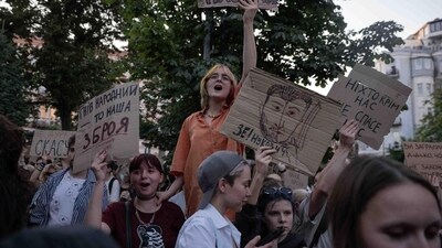 Protesters in Ivana Franka Square in Kyiv. Protesters in Ivana Franka Square in Kyiv.