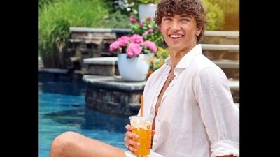 Dunkin' Donuts new ad: Star Gavin Casalegno from “The Summer I Turned Pretty” appeared in a brief commercial for the breakfast food chain's new summer Refresher drinks that was unveiled on Tuesday. Dunkin' Donuts new ad: Star Gavin Casalegno from “The Summer I Turned Pretty” appeared in a brief commercial for the breakfast food chain's new summer Refresher drinks that was unveiled on Tuesday.