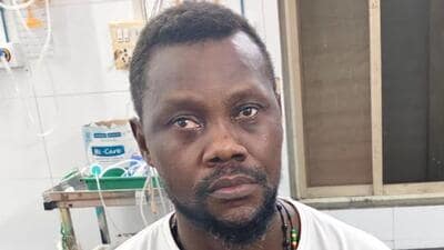 Nigerian national arrested with ₹18.43 lakh worth of mephedrone concealed in umbrella Nigerian national arrested with ₹18.43 lakh worth of mephedrone concealed in umbrella