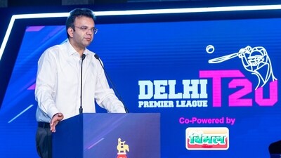Rohan Jaitley speaks during the DPL 2025 auction. 