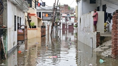 Houses in the low-lying areas inundated with floodwaters in Prayagraj. (HT Photo) Houses in the low-lying areas inundated with floodwaters in Prayagraj. (HT Photo)