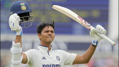 Yashasvi Jaiswal acknowledges fans as he walks off the field after his dismissal. (PTI) Yashasvi Jaiswal acknowledges fans as he walks off the field after his dismissal. (PTI)