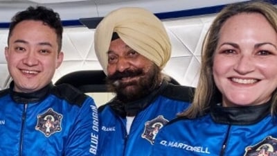 Arvinder 'Arvi' Singh Bahal (centre) with some of the others set for Blue Origin's space tourism flight NS-34. (X/Blue Origin)