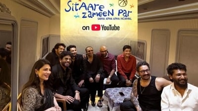 Aamir Khan enjoys movie night with Coolie's cast and crew.