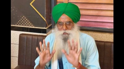 Farmer leader Jagjit Singh Dallewal addressing mediapersons in Ludhiana on Monday. (Gurpreet Singh/HT) Farmer leader Jagjit Singh Dallewal addressing mediapersons in Ludhiana on Monday. (Gurpreet Singh/HT)