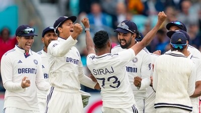 Mohammed Siraj made the old ball talk in his opening over from the pavilion end and immediately got the ball to shape away. He got the better of Jamie Smith in his first over of the day. (PTI) Mohammed Siraj made the old ball talk in his opening over from the pavilion end and immediately got the ball to shape away. He got the better of Jamie Smith in his first over of the day. (PTI)